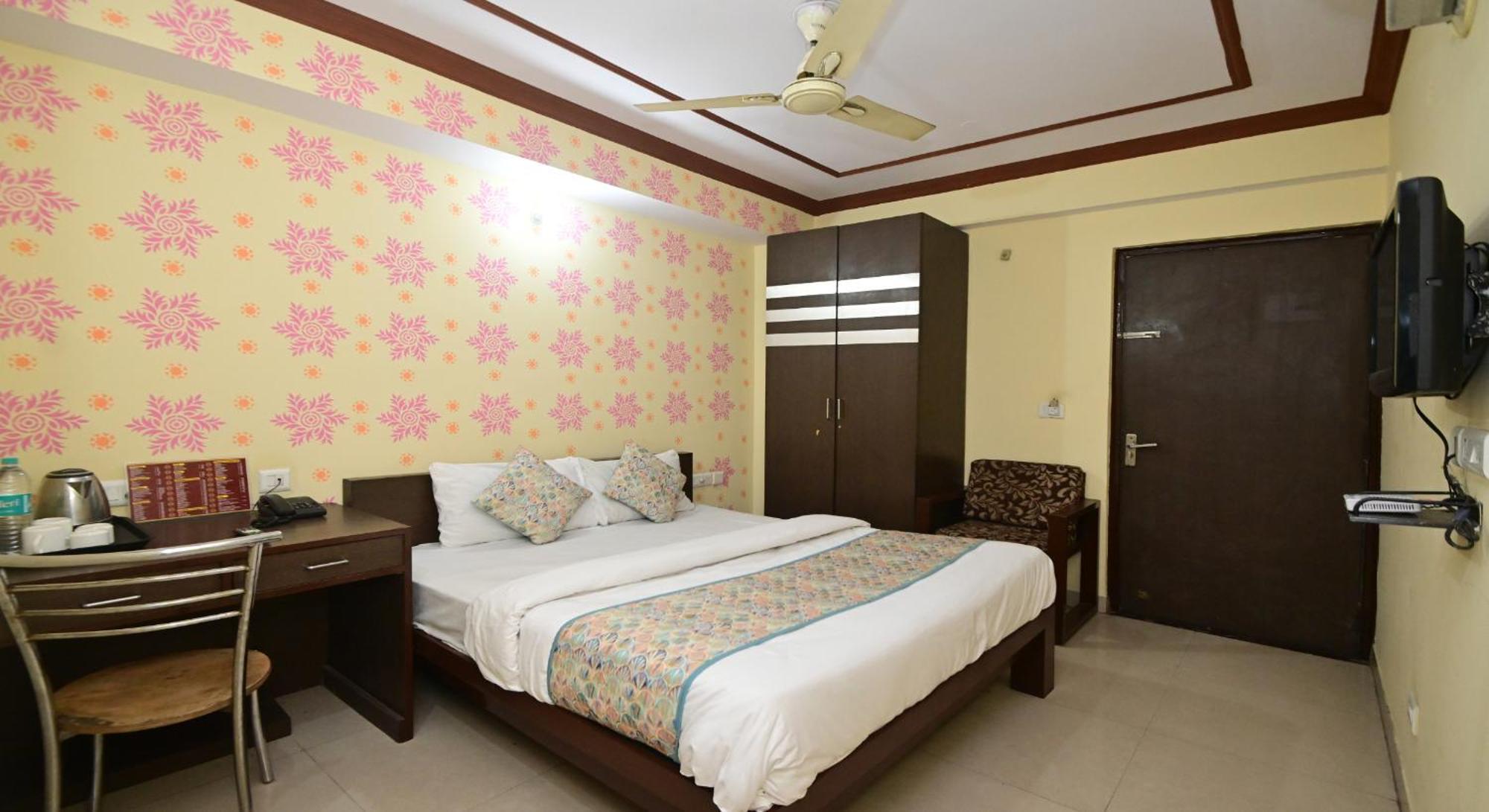 Hotel Laxmi Villa Palace-Near Jaipur Railway Station Eksteriør bilde