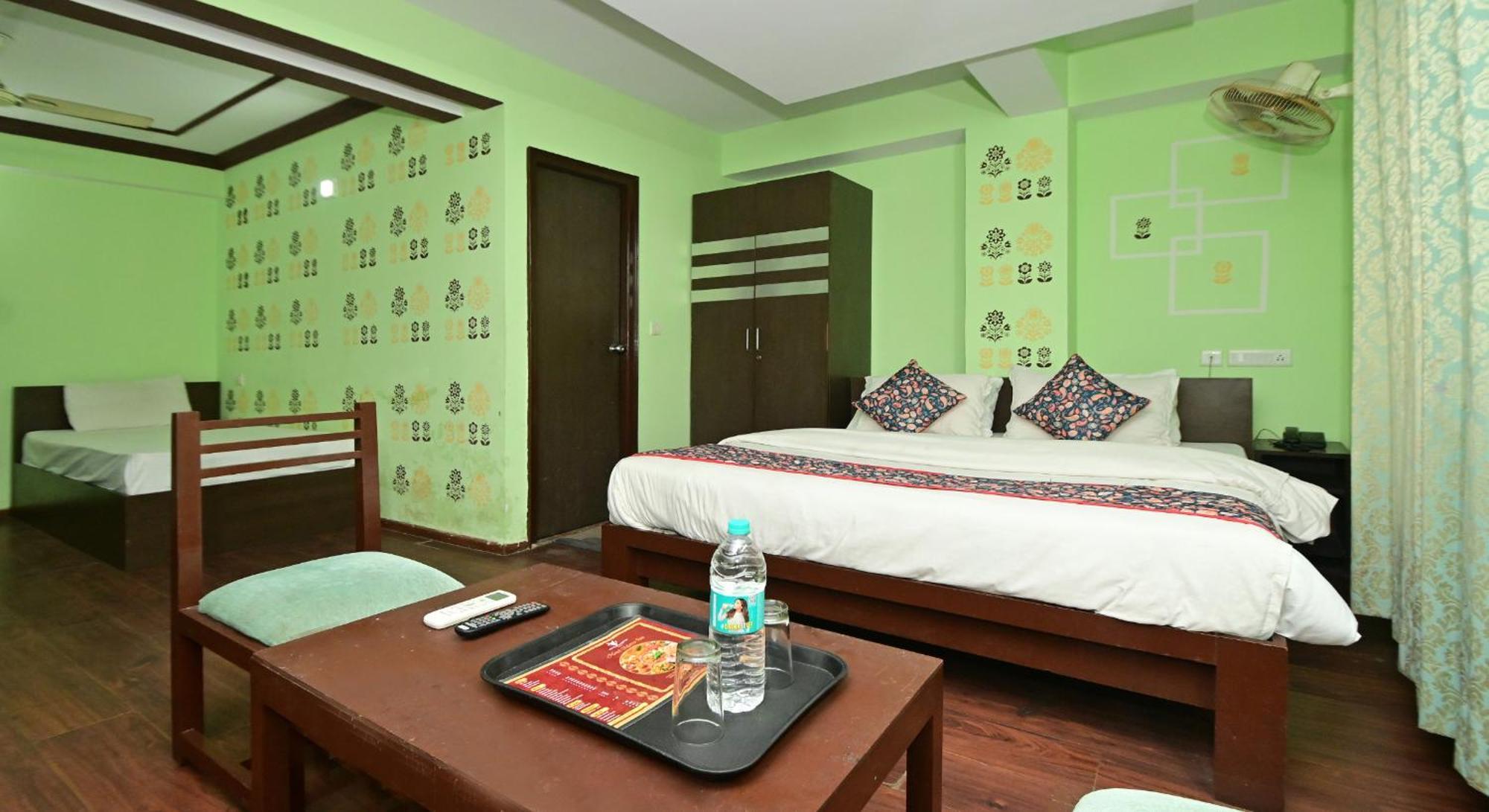 Hotel Laxmi Villa Palace-Near Jaipur Railway Station Eksteriør bilde