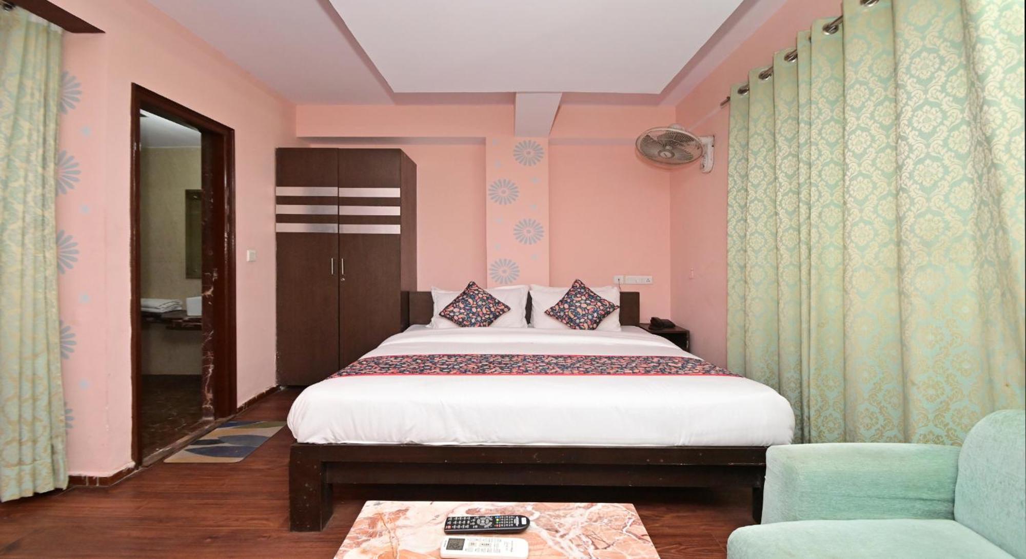 Hotel Laxmi Villa Palace-Near Jaipur Railway Station Eksteriør bilde